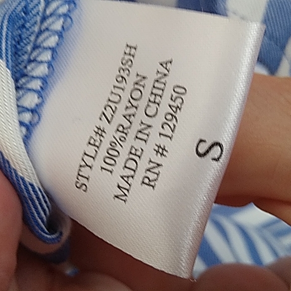 Top - Picture 4 of 4